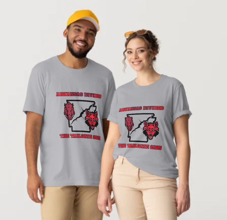 (YOUTH) Arkansas Divided Tailgate Shirt